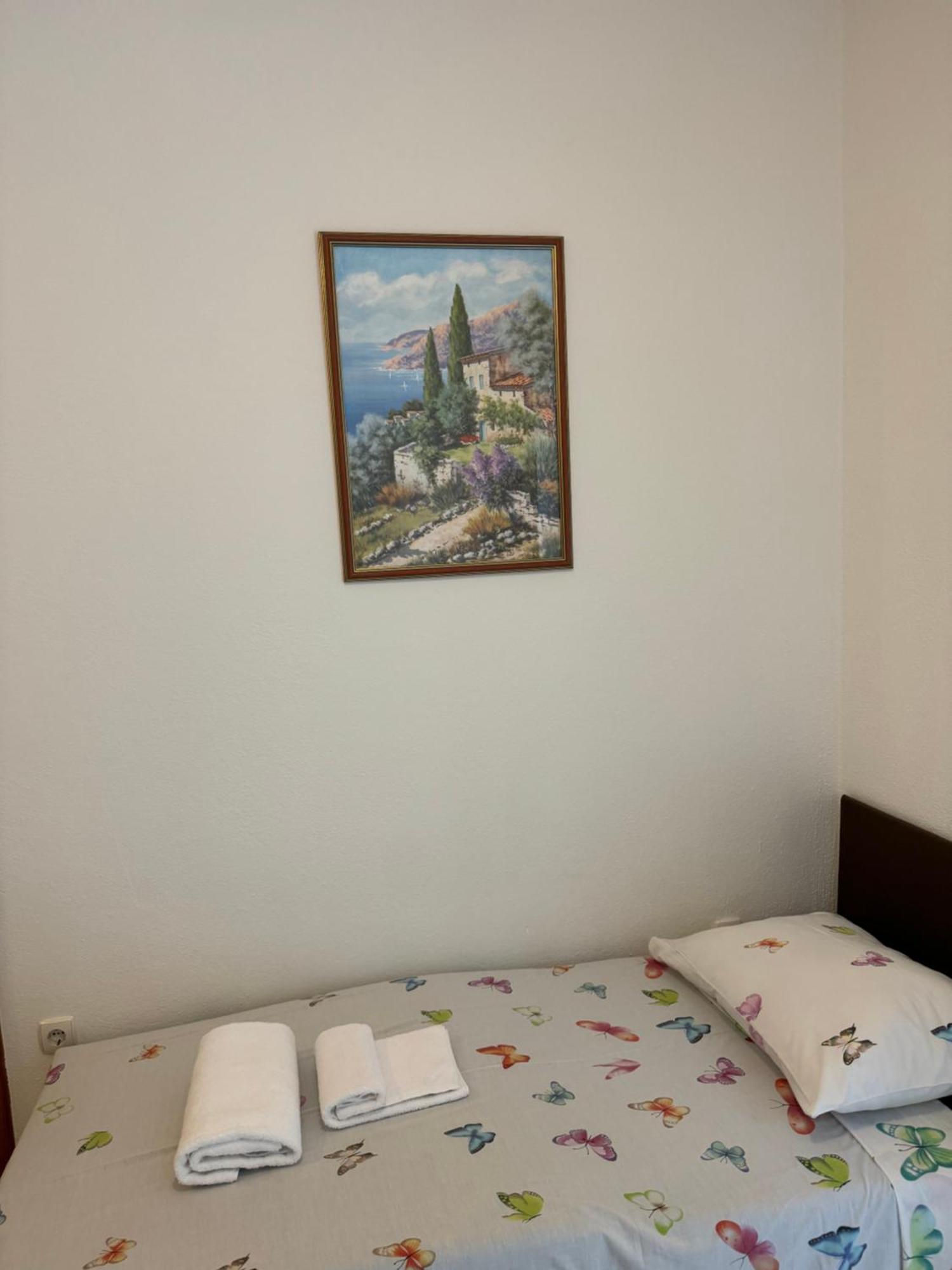 House 100M From The Beach With Free Parking And Breakfast Baska Voda Exterior photo